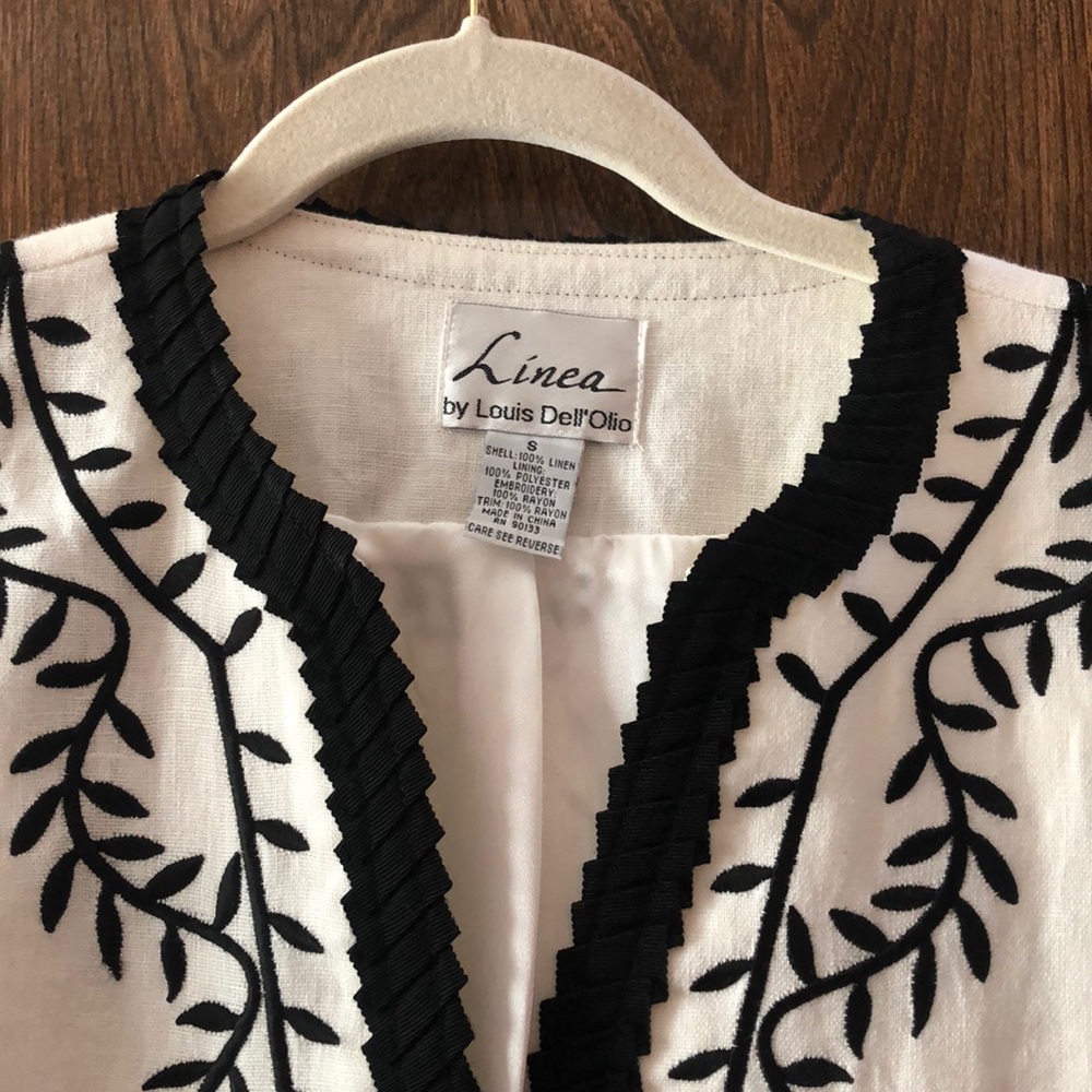 Jacket - Picture 2 of 4